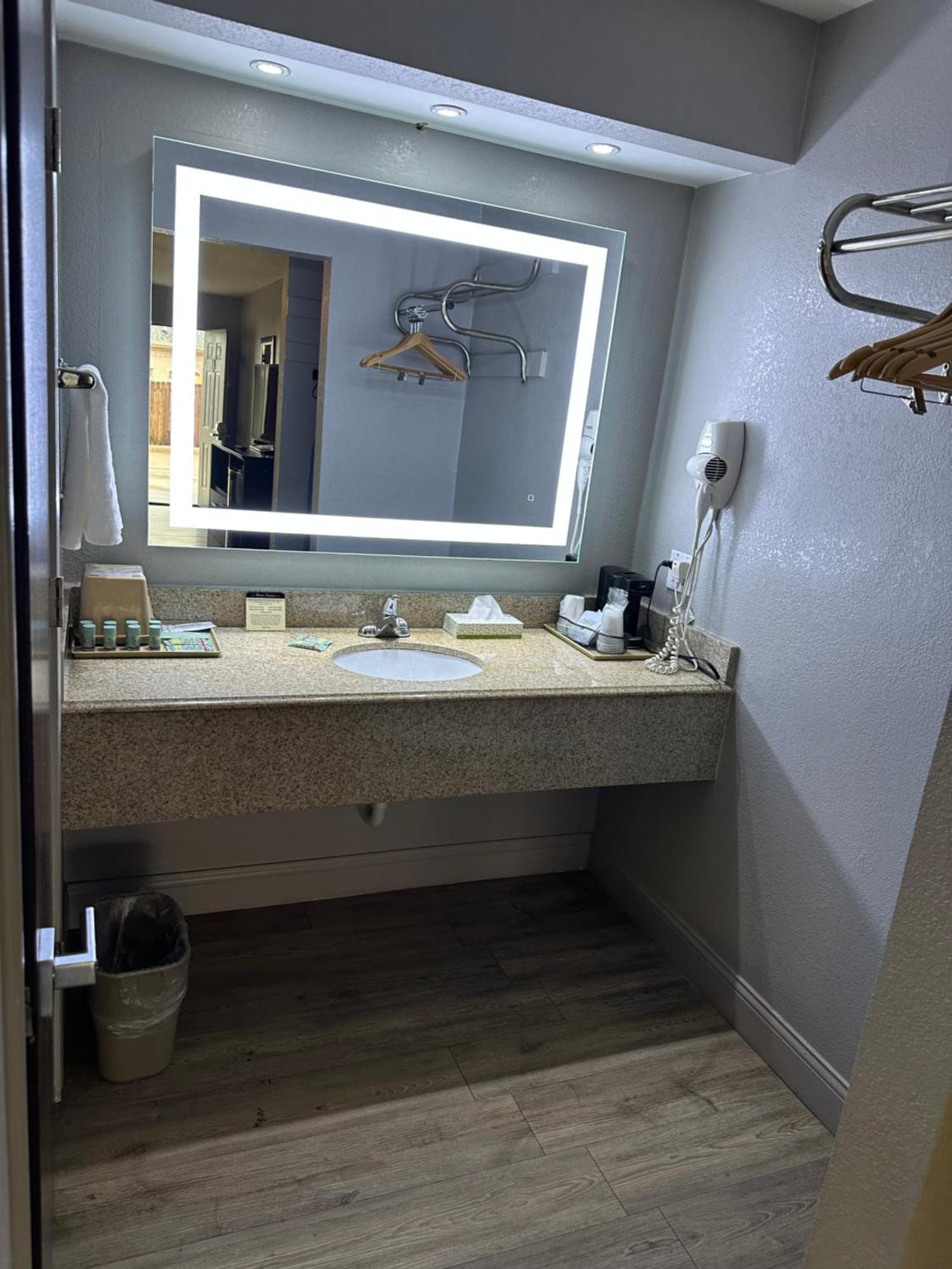 Bestway Inn Kaufman Екстер'єр фото